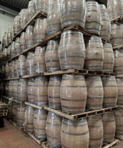 Thùng gỗ sồi cũ